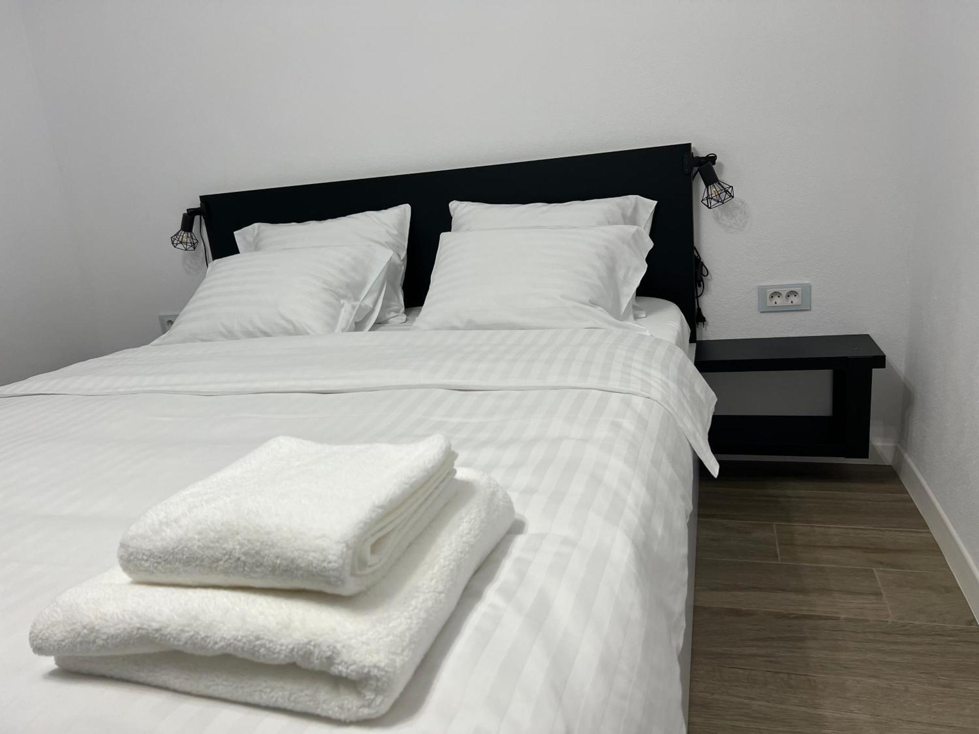 Onix Apartman Vajdahunyad Kültér fotó
